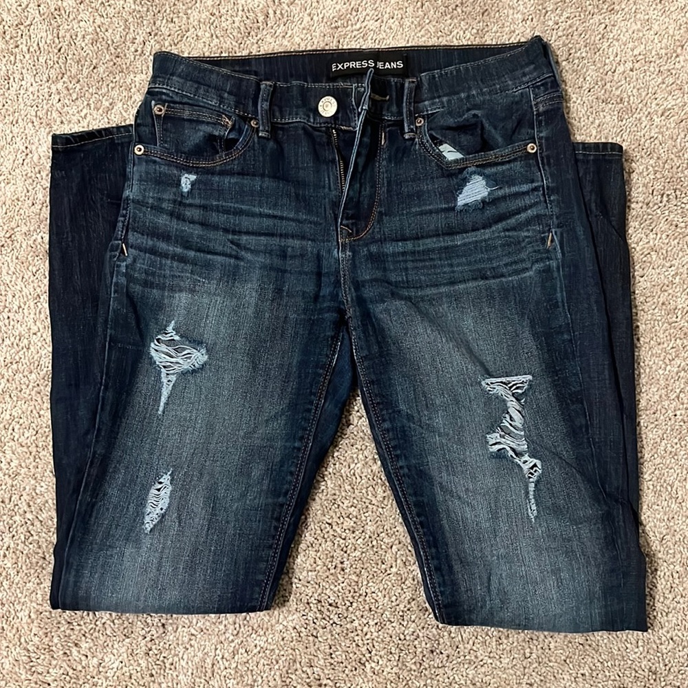 Express mid rise legging Jean in 4R sizing